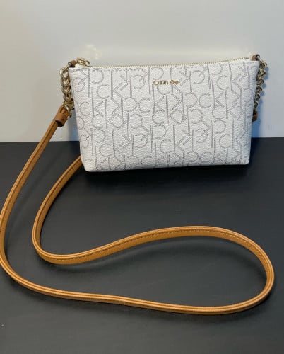 شنطه كالفن كلاين