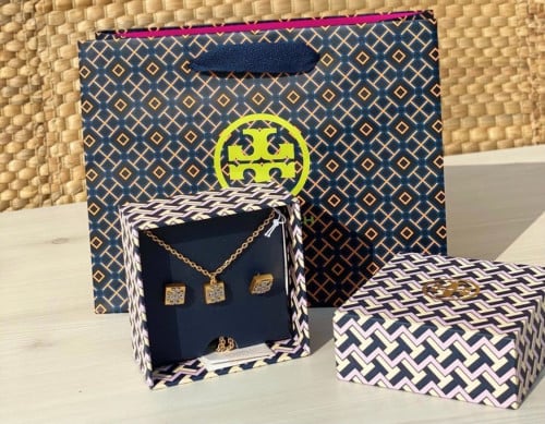 طقم سلسال و حلق توري بورش