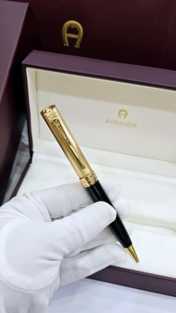 قلم اقنر ِAIGNER ذهبي اسود