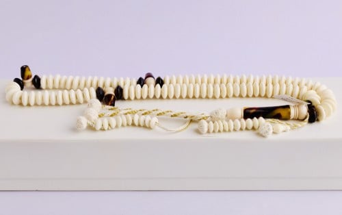 سبح عظم مبطط 10ملم مطعم بخامات 99 تكتيل كورة