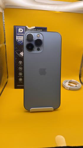 مستعمل نظيف