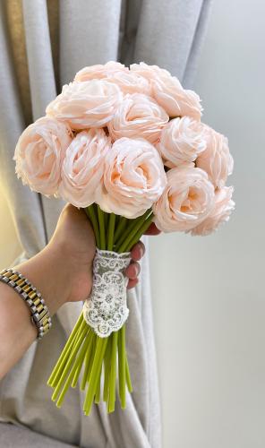 مسكة عروس عواطف