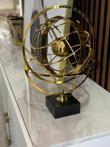 تحفه WB-00087-L مقاس كبير