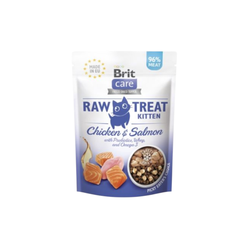 Freeze-dried raw chicken and salmon for kittens from Brit