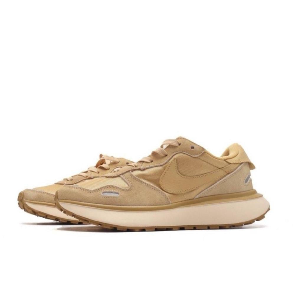 Nike phoenix waffle