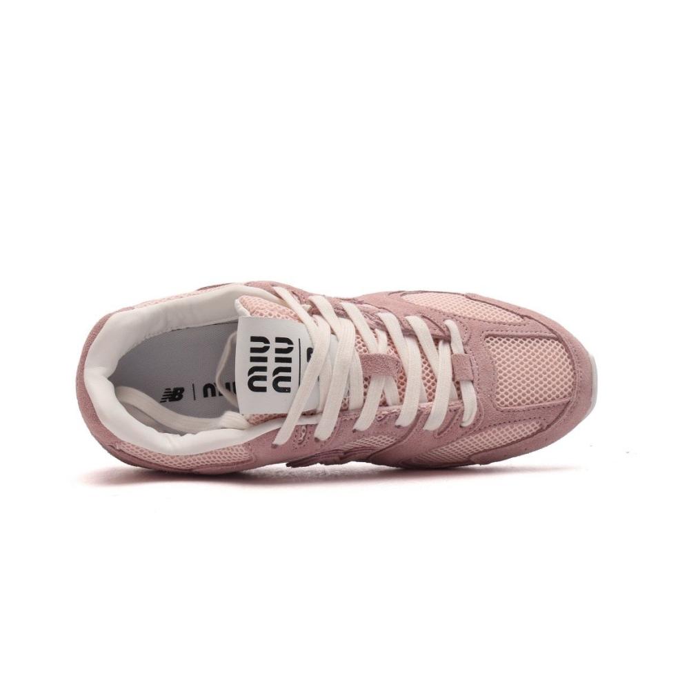 New balance +miu miu