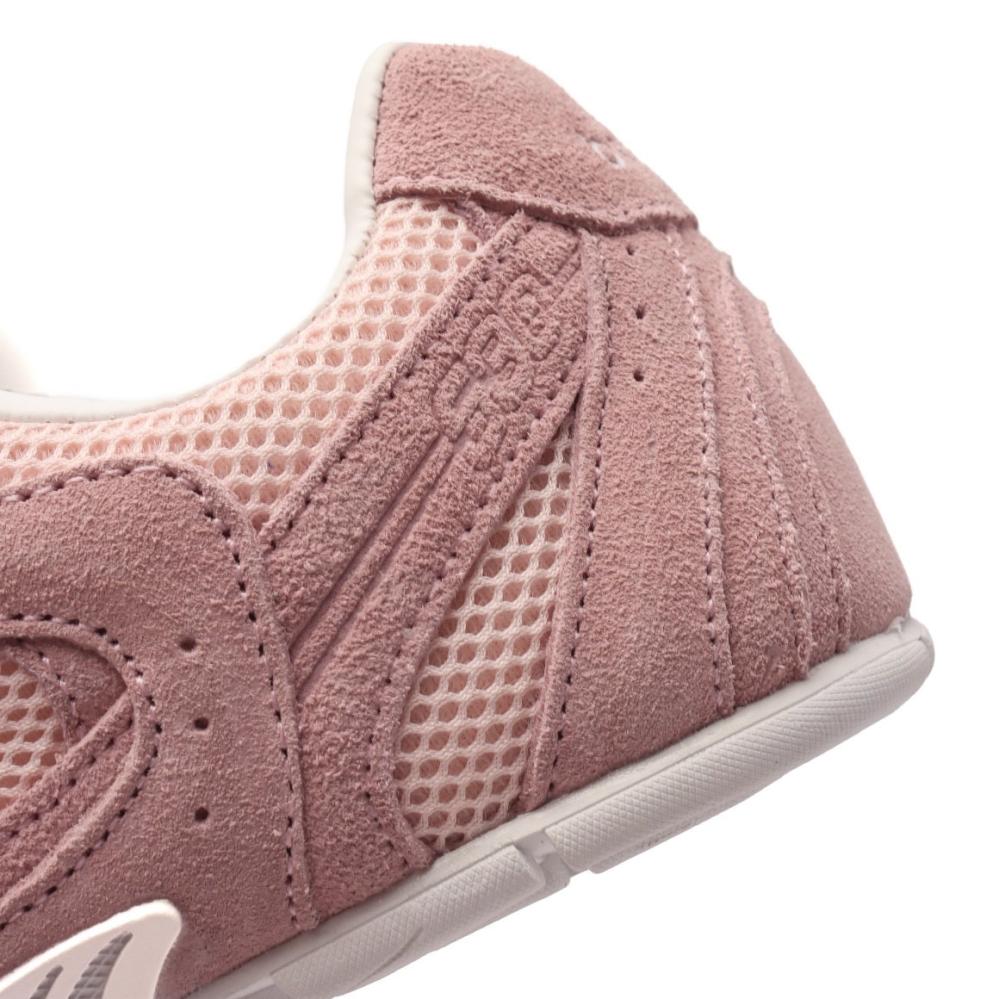 New balance +miu miu