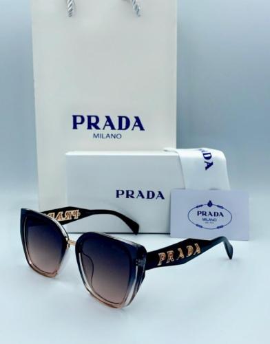 نظارات Prada