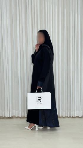 عباية بقماش كريب صالونا الكوري مع قماش تفته جاكار...