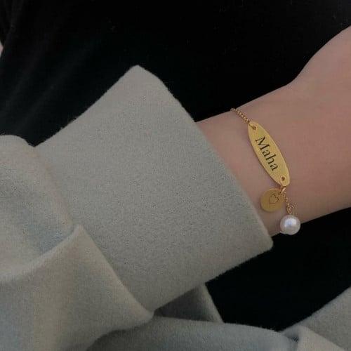 اسوارة أنيقة بالاسم مع قلب مميز