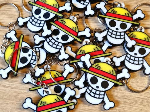 ميدالية - one piece Straw Hat