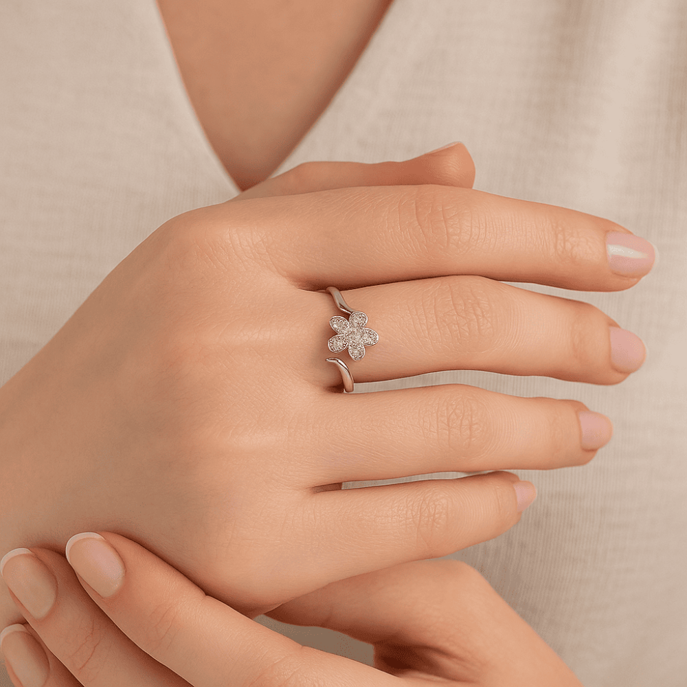 كيف تختارين الخاتم المناسب لشكل يدك؟