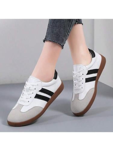 أحذية رياضية كاجوال كلاسيكية للنساء