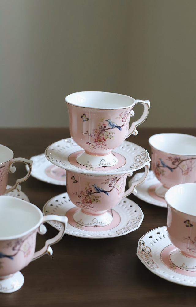 طقم مكون من 6 اكواب  لون وردي مشجر فكتوري | Set of 6 Cups Victorian Pink Floral