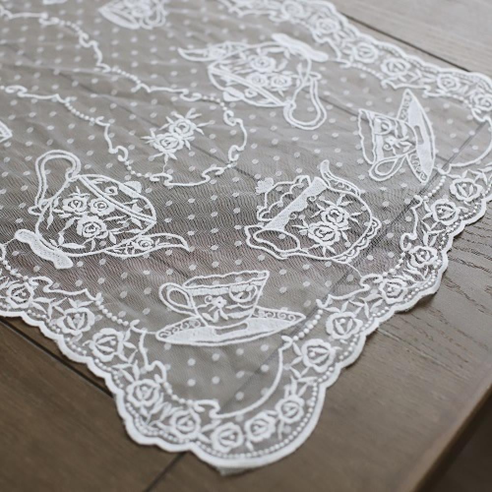مفرش دانتيل ابيض |  Lace Runner Size 50x150 cm