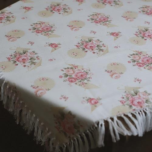 مفرش طاوله قطني | Table Cloth 135x135 cm