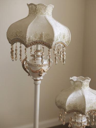 اباجوره ارضيه :- 160 سم | Floor Lamp Size:- 160 cm