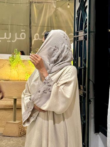 عباية أيلآ