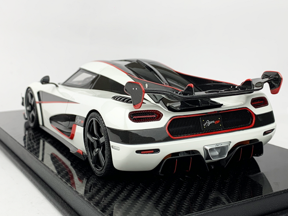 Frontiart 1/18 Koenigsegg Regera ホワイト AUTOart - 1:18