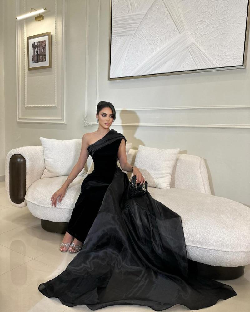 فستان سهرة جوخ ميكادو لمعة