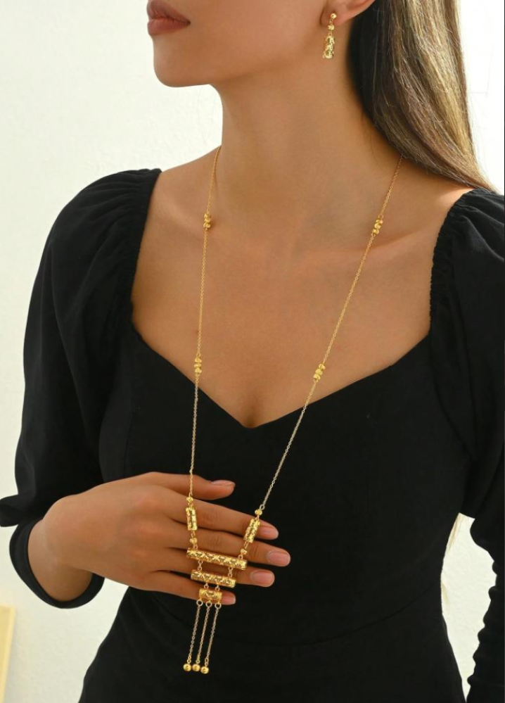 قلادات نسائية: نصائح ذهبية للحفاظ على لمعانها وأناقتها الدائمة