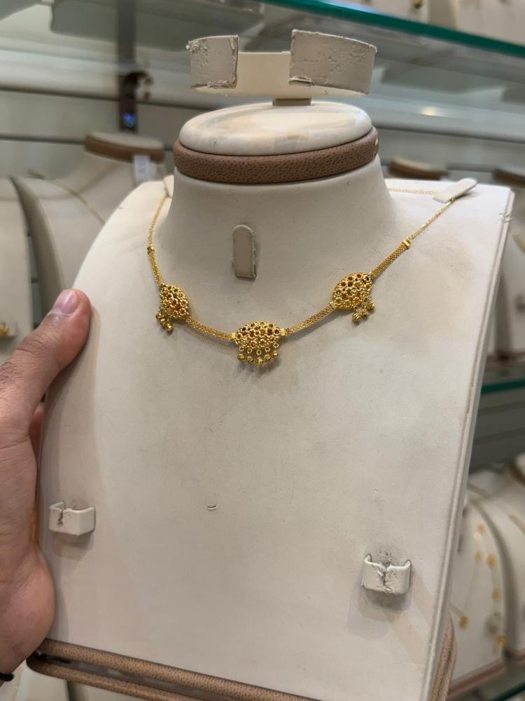 مزنط ذهب زخارف