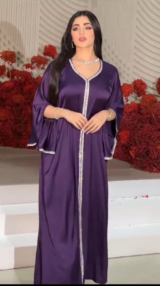 فستان جميل
