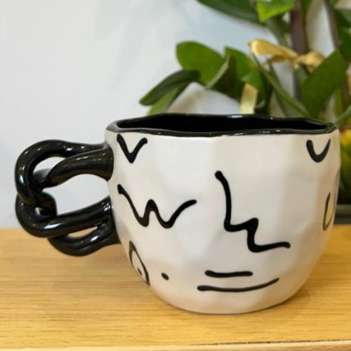 Black and White Cup