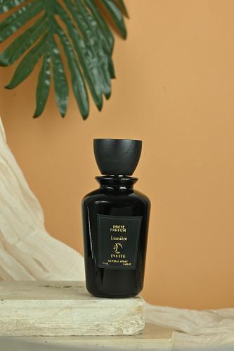 عطر لومير - Lumière