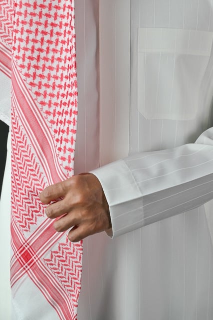 مخيط عريض