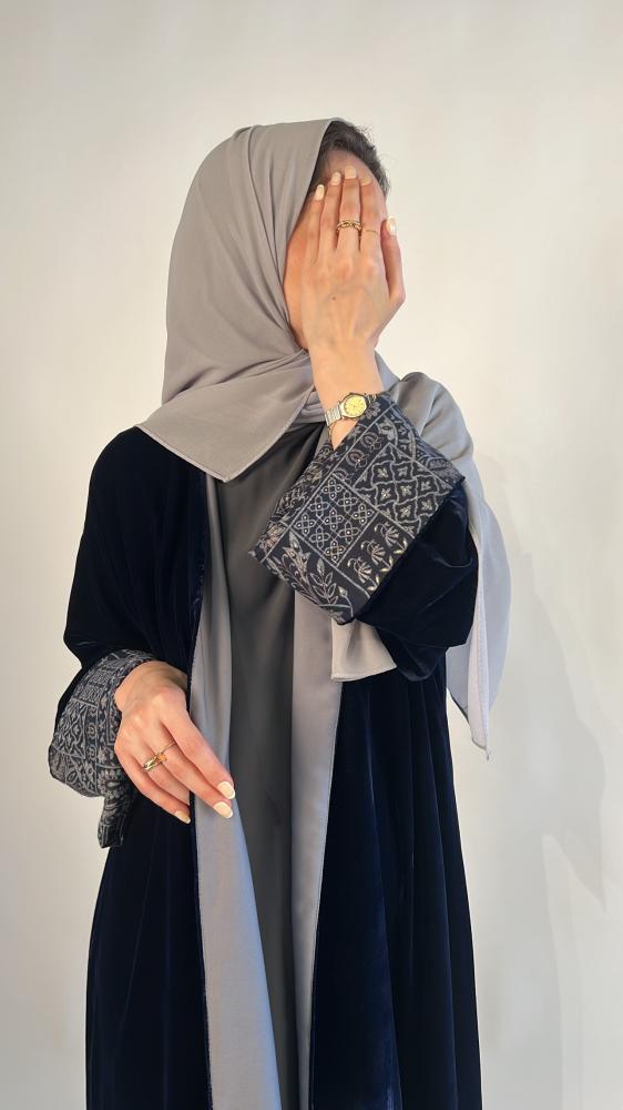 عبايه رقم (٥٣)