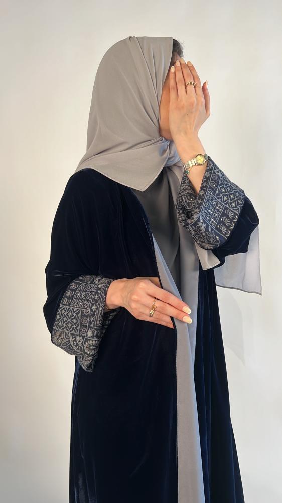 عبايه رقم (٥٣)