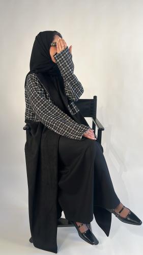 عبايه رقم(٤٨)