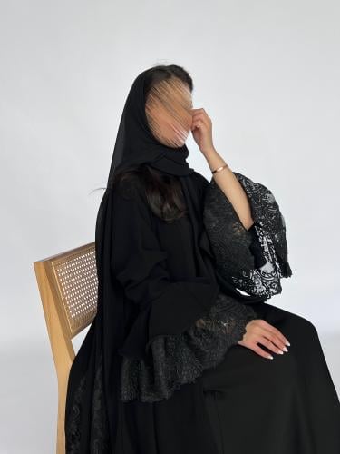 عباية"٨٤"
