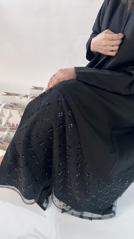 عباية رقم (٢٥)