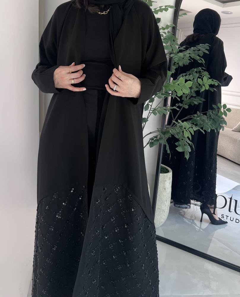 عباية رقم (٢٥)