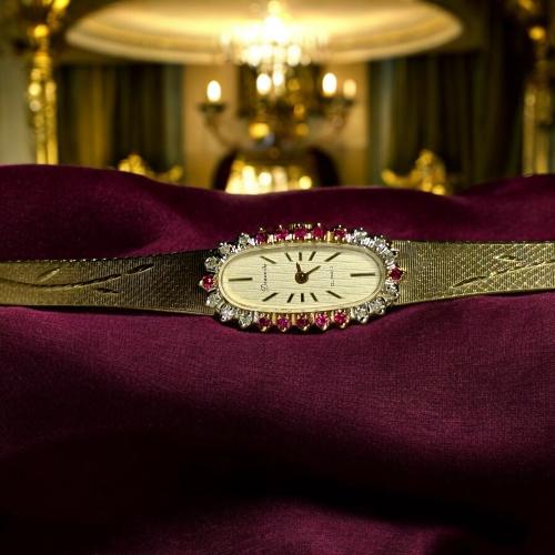 ساعة فنتج نادرة من Deauville by Armitron ، من عام...