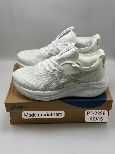 Asics 28
