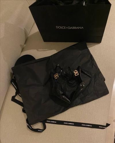 DG heels black
