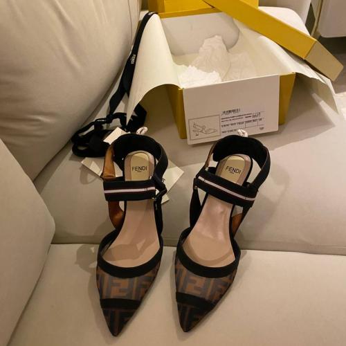 Kolibri heels