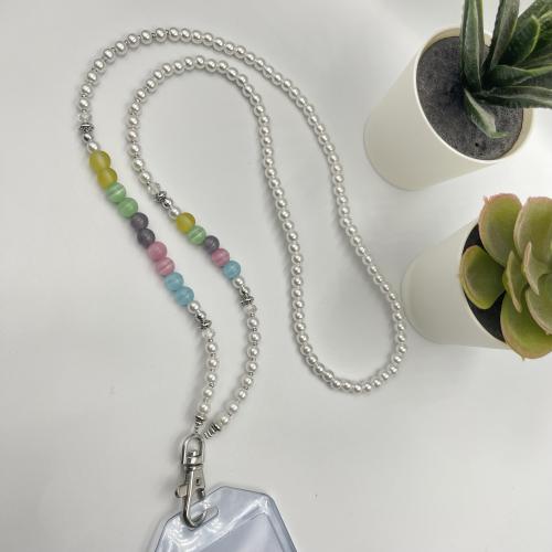 ID holder حامل بطاقة وجوال