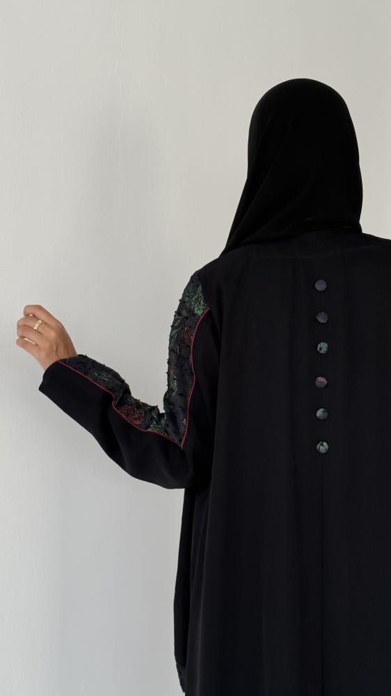 عباية كريب كوري اسود