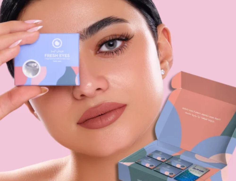 هل العدسات الكورية من Fresh Eyes مناسبة للعيون الحساسة؟