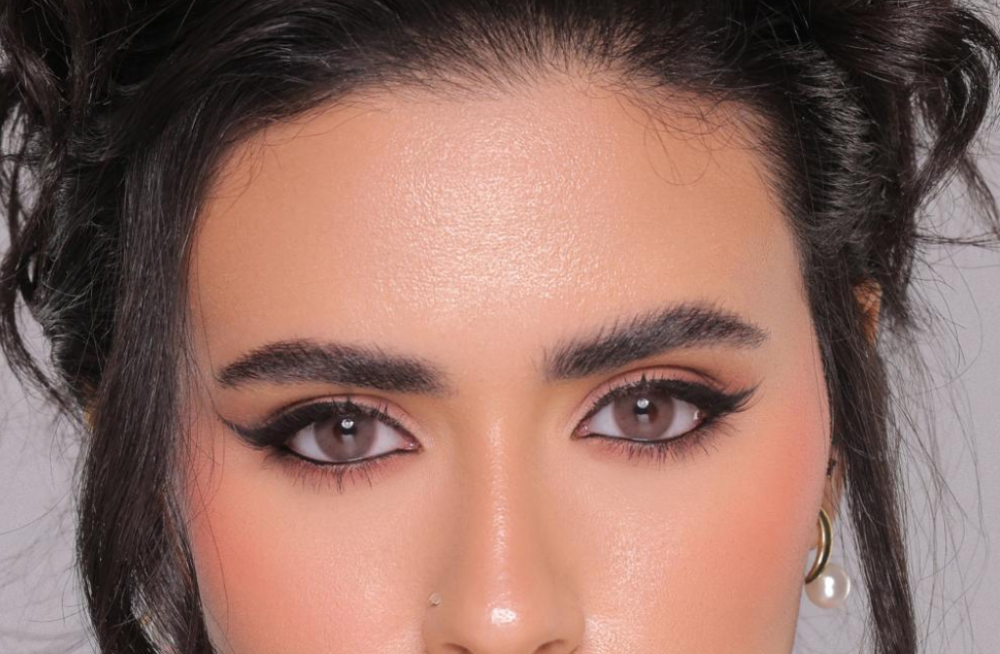 كيف تختارين عدسات كورية مريحة للاستخدام اليومية من Fresh Eyes؟