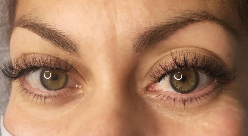 Eyelashes-for-wide-eyes