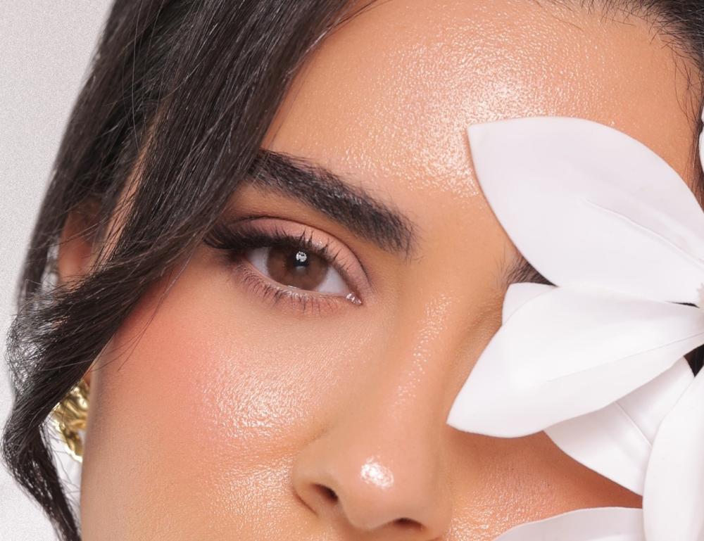 طريقة تركيب الرموش للمكياج خطوة بخطوة للمبتدئات