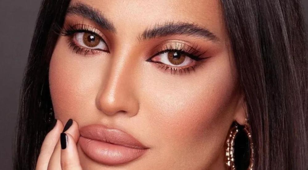 Eye-enlargement-lenses