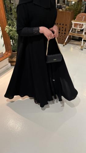 عباية عايشه