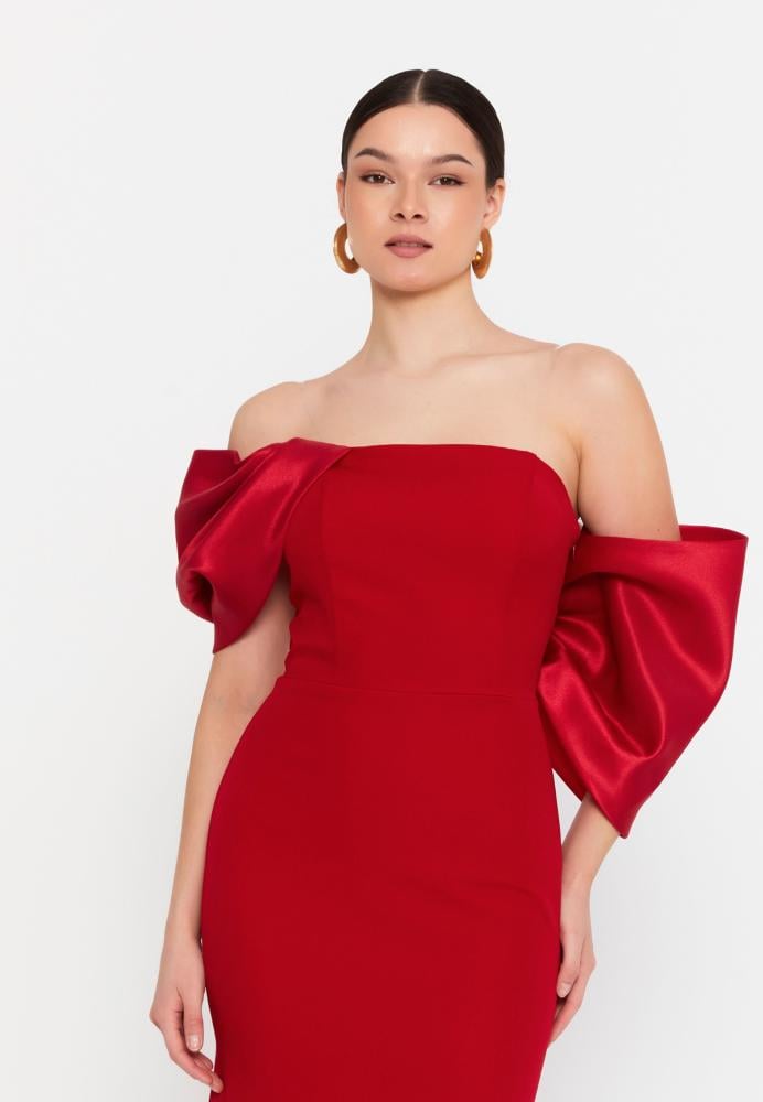 فستان سهرة أحمر