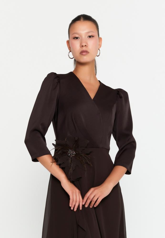 فستان سهرة طويل من الشيفون الطويل